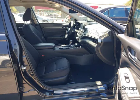 2019 Nissan Altima 2.5 Sv из США, поврежденный, VIN 1N4BL4DW7KC131682